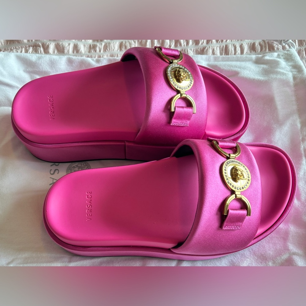 NWT • Versace • Biggie Medusa Satin Embellished Platform Slides • Pink • 37 (7)